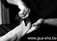 Massage traditionnel thaï des pieds & Formation Massage thaï et gua sha à Bruxelles